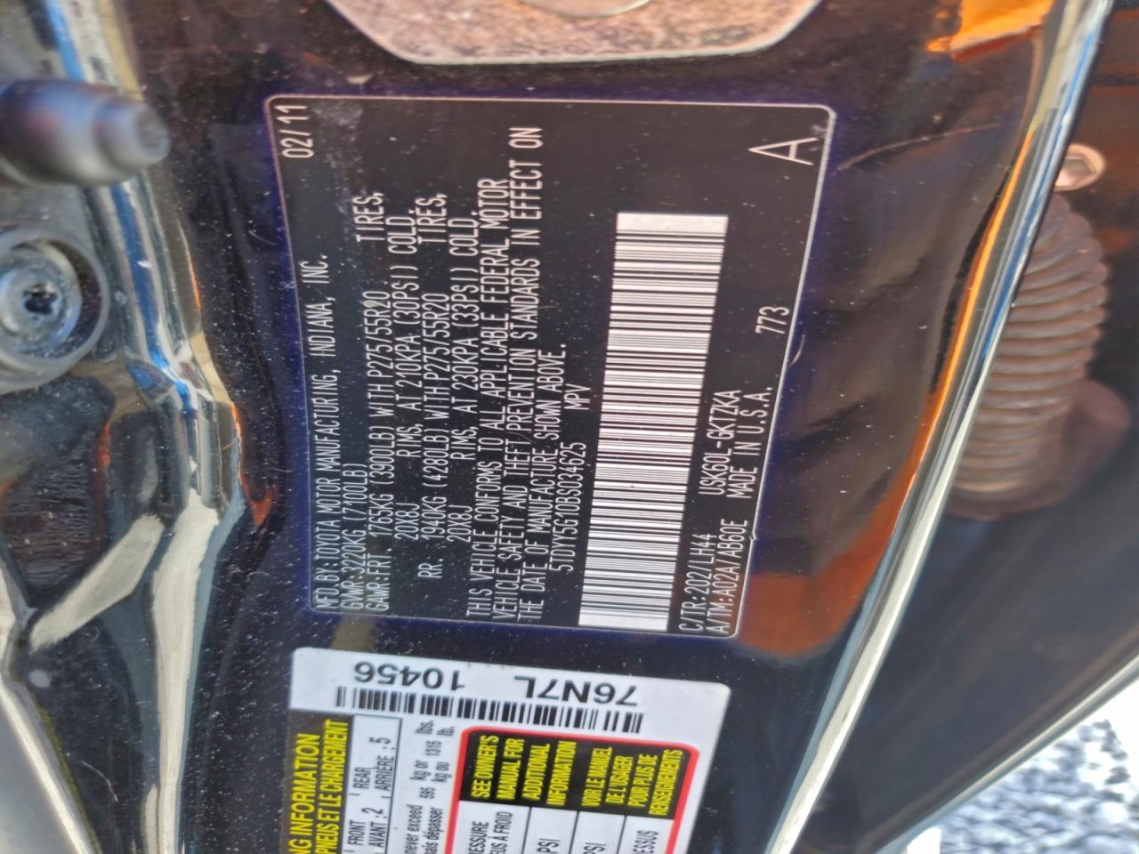 TOYOTA SEQUOIA PLATINUM