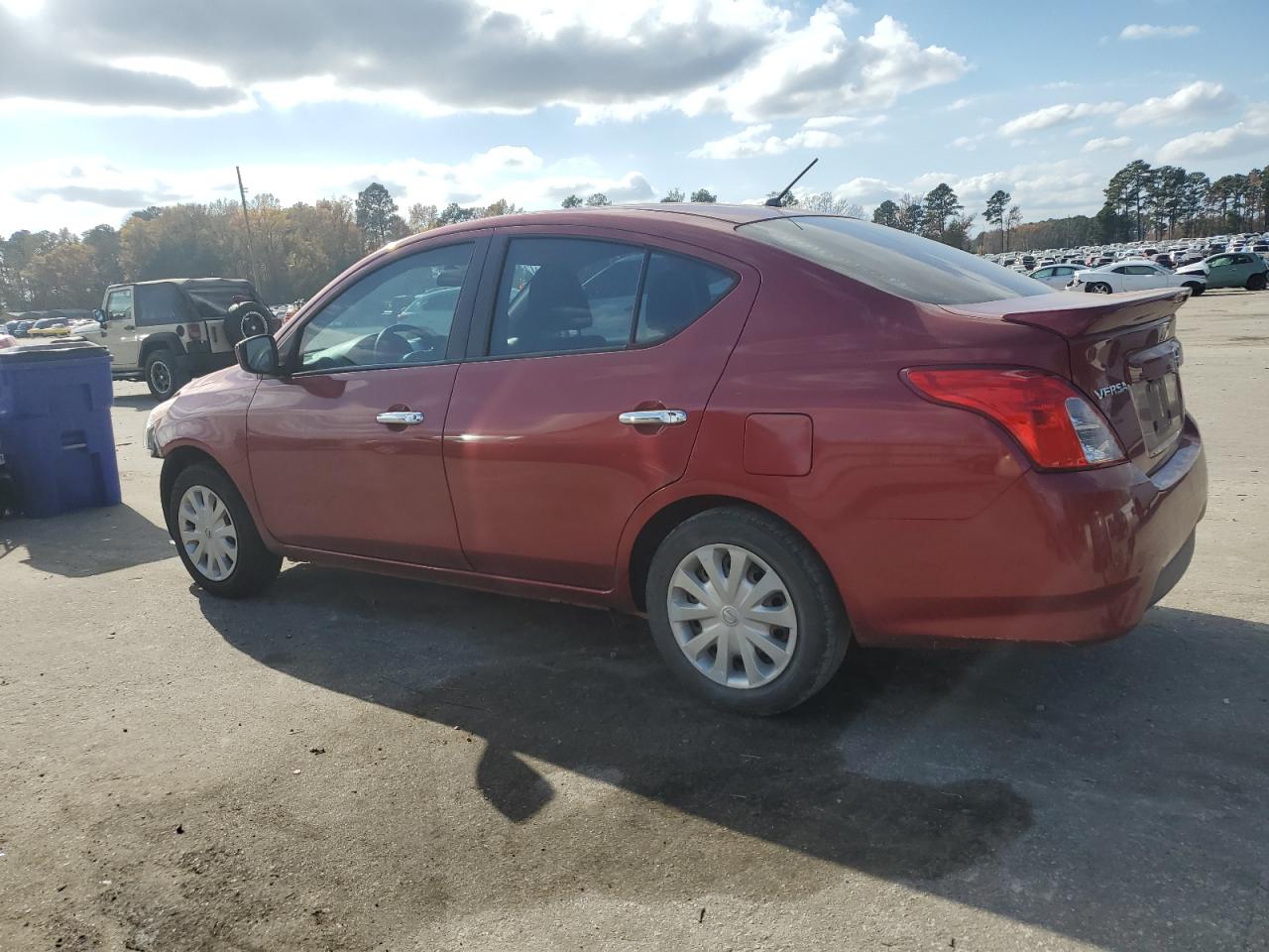 NISSAN VERSA S