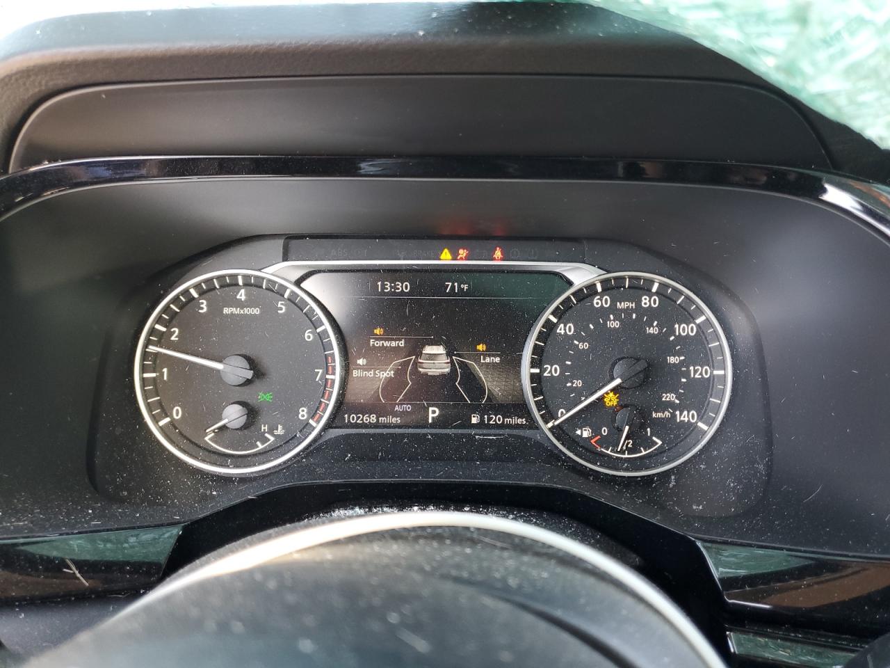 NISSAN PATHFINDER SV