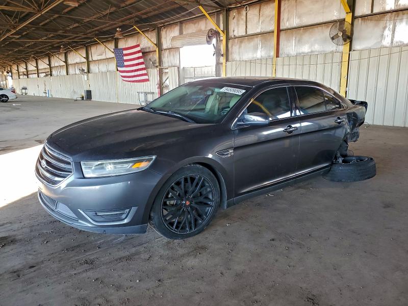 2015 FORD TAURUS LIM #3303743429