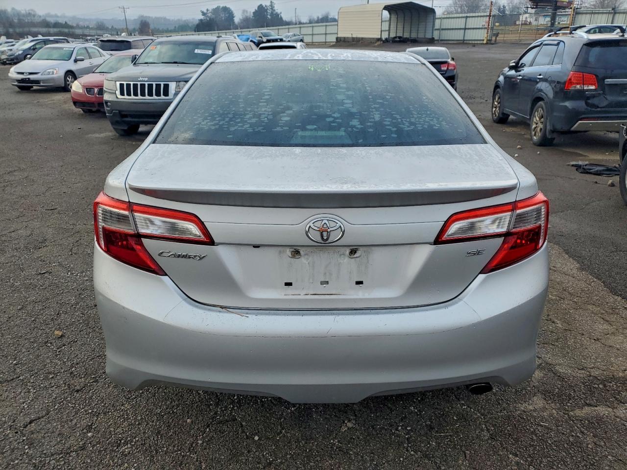 TOYOTA CAMRY L