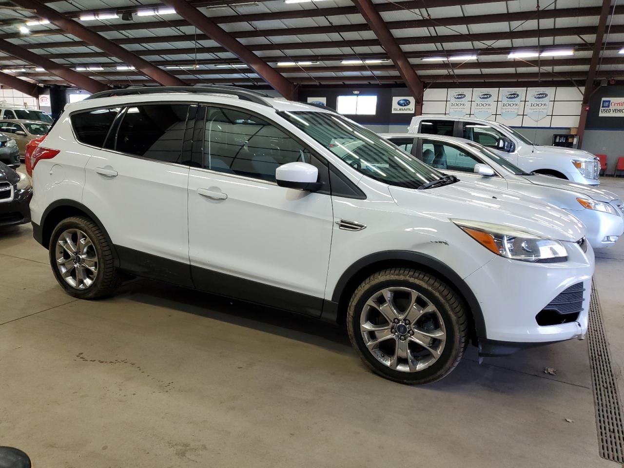 FORD ESCAPE SE