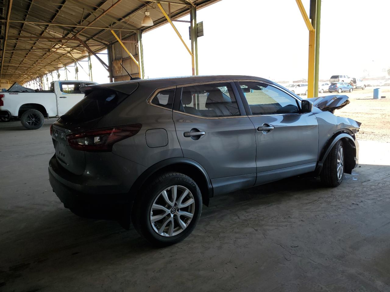 NISSAN ROGUE SPORT S