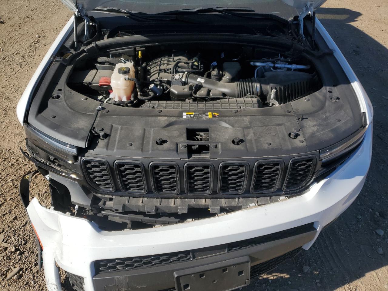 JEEP GRAND CHEROKEE L LAREDO