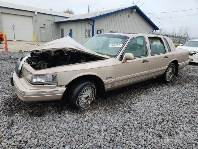 Global Auto Auctions: 1997 LINCOLN TOWN CAR S