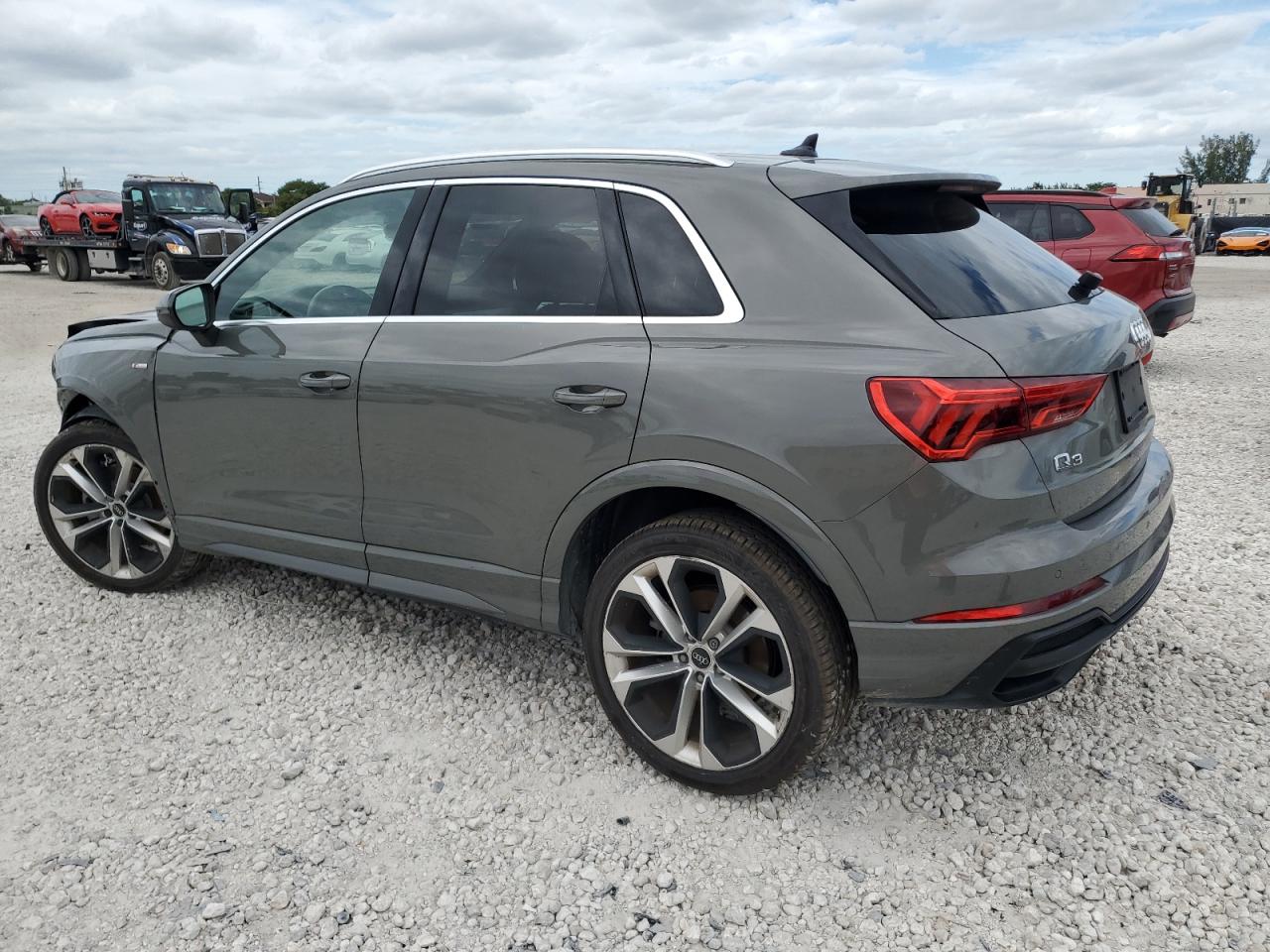 AUDI Q3 PREMIUM S LINE 45