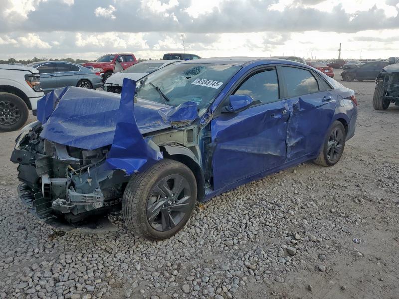 Global Auto Auctions: 2023 HYUNDAI ELANTRA SE