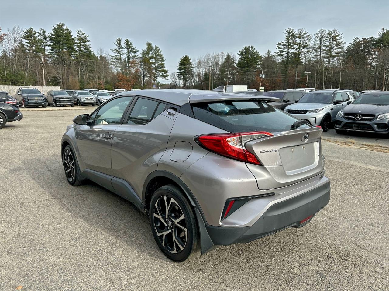 TOYOTA C-HR XLE