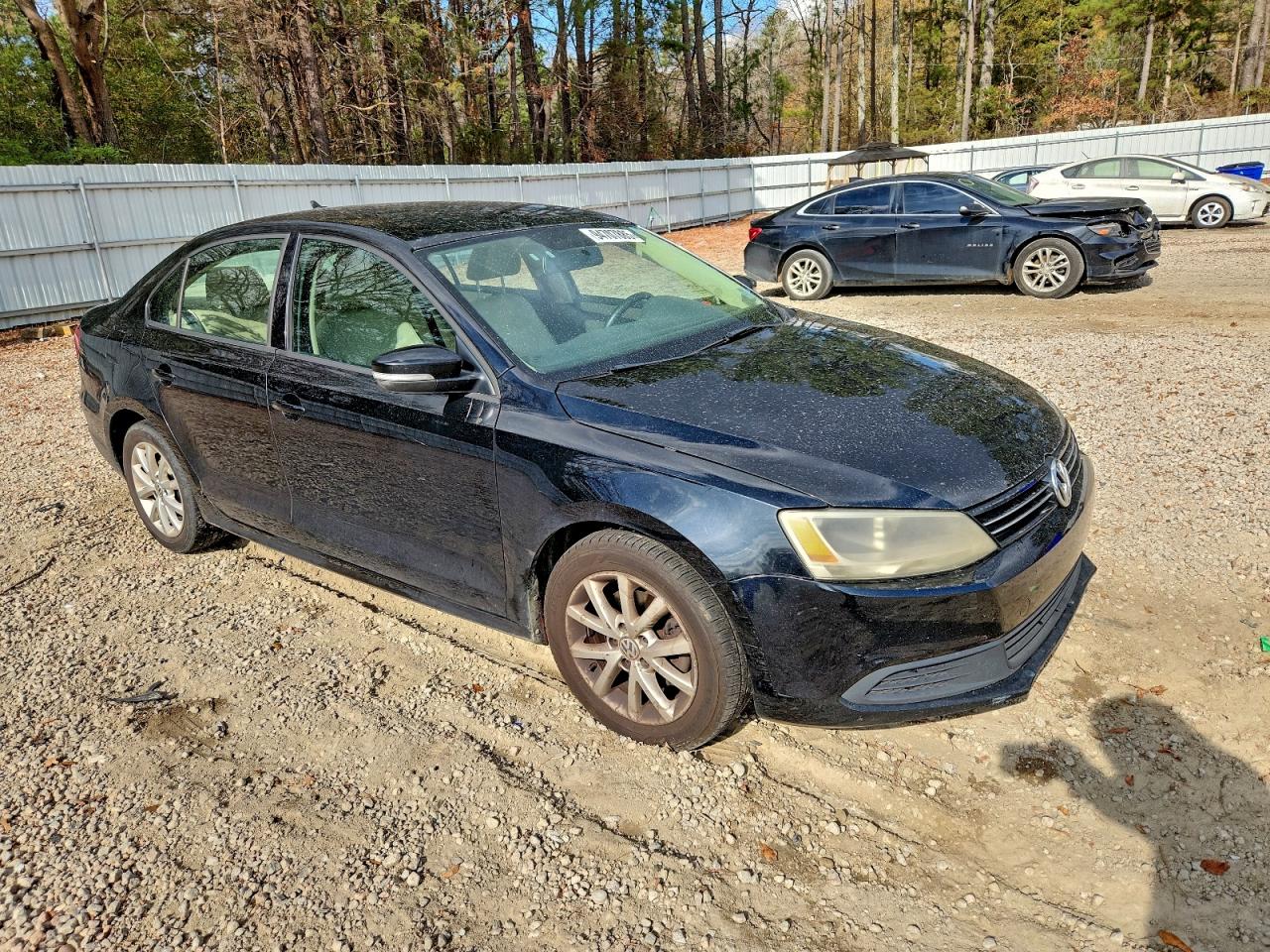 VOLKSWAGEN JETTA SE