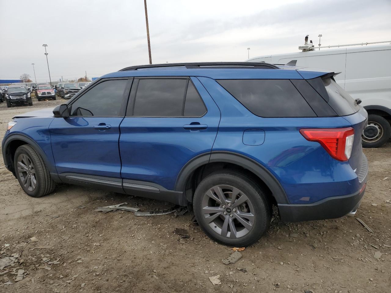 FORD EXPLORER XLT