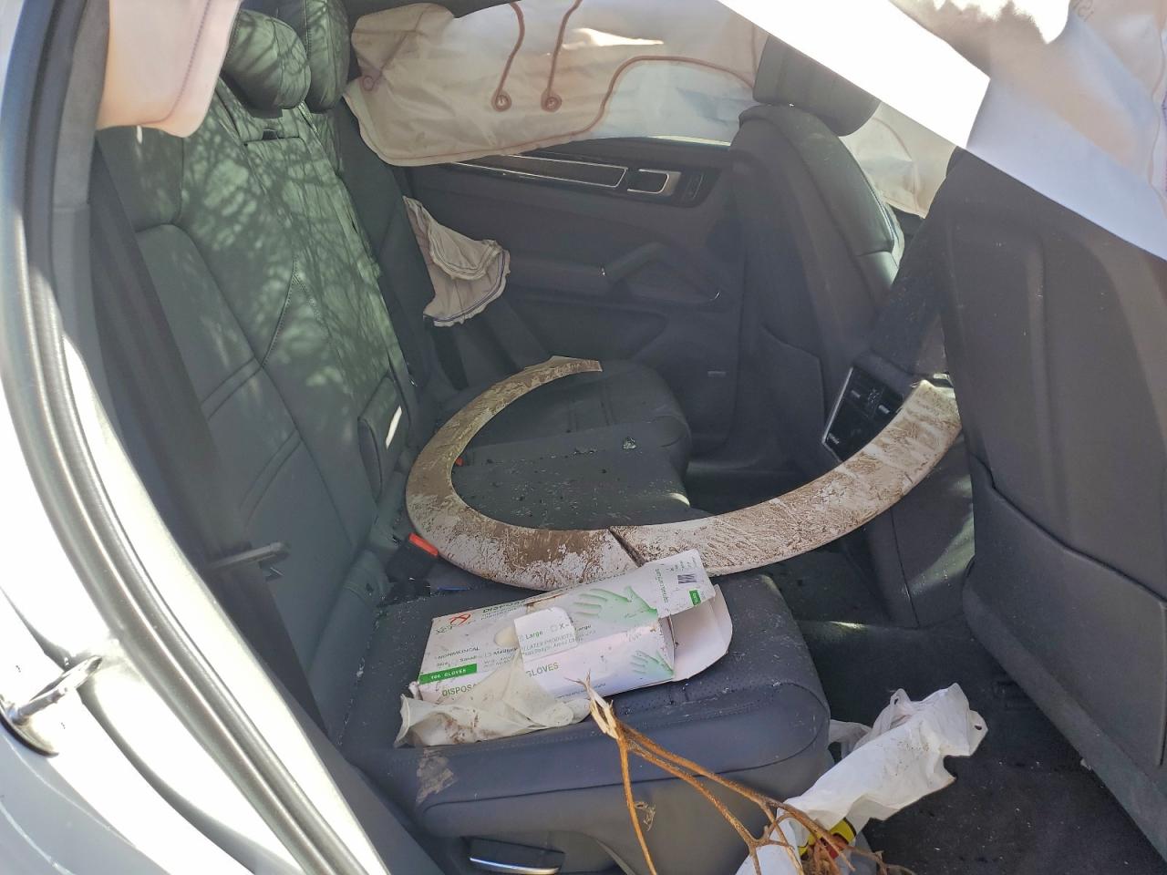 PORSCHE CAYENNE GTS COUPE