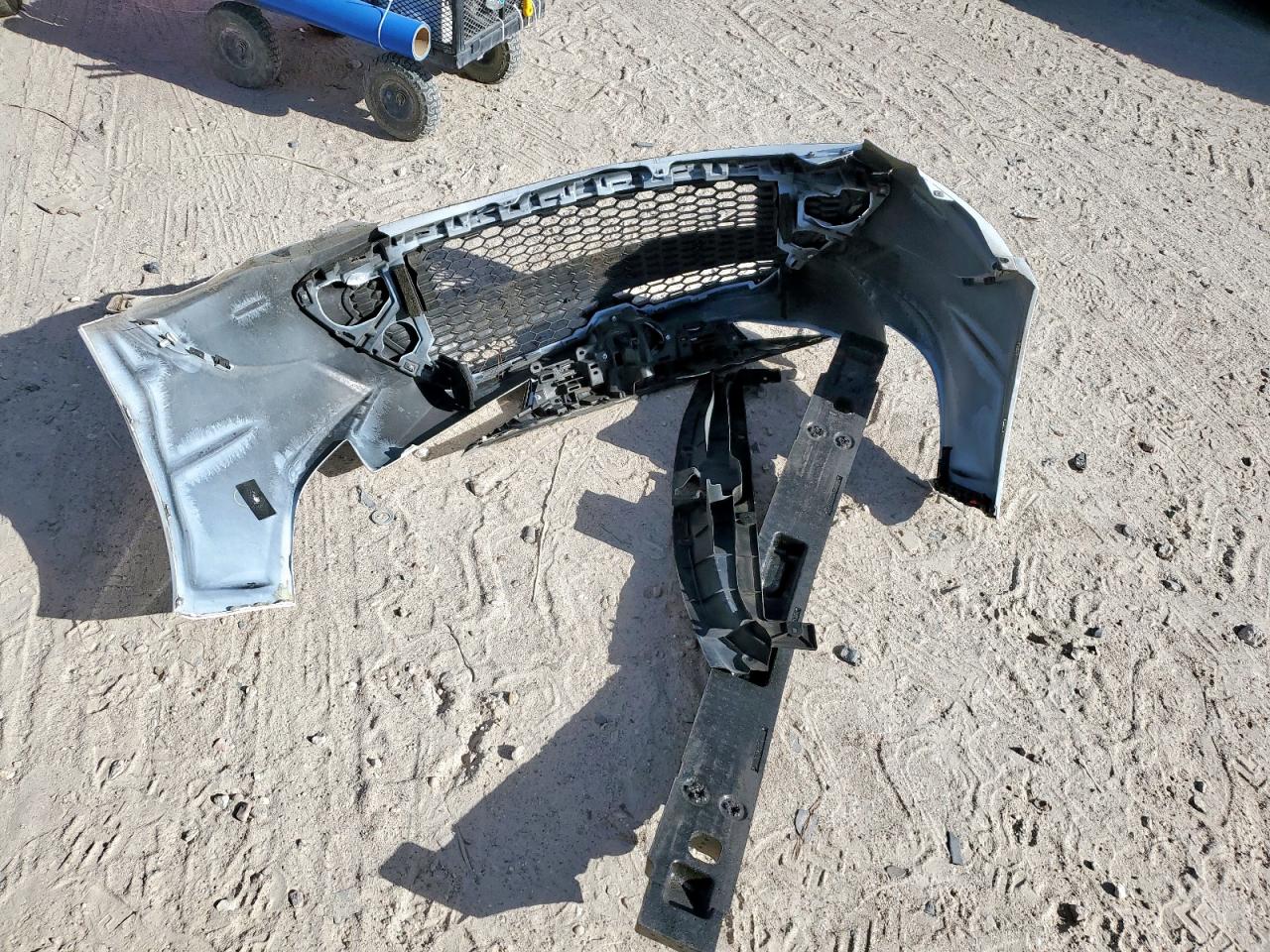 Lot #3305609753 2021 TOYOTA COROLLA LE