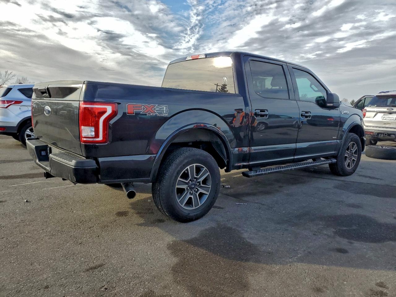 FORD F-150 SUPERCREW