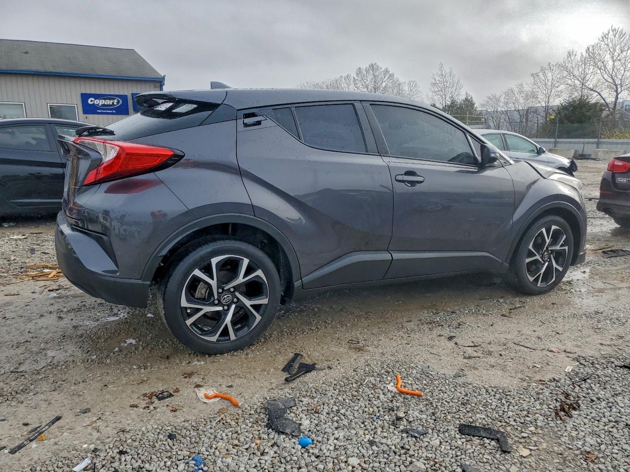 TOYOTA C-HR XLE