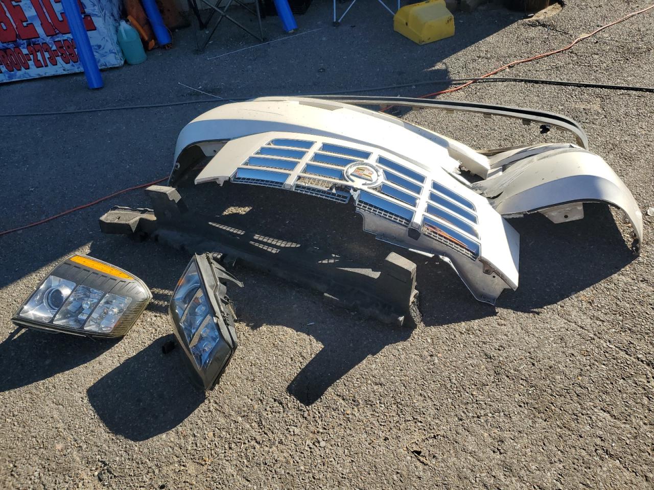 CADILLAC ESCALADE ESV LUXURY