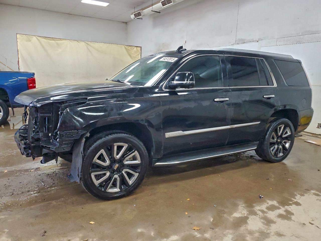 CADILLAC ESCALADE PREMIUM