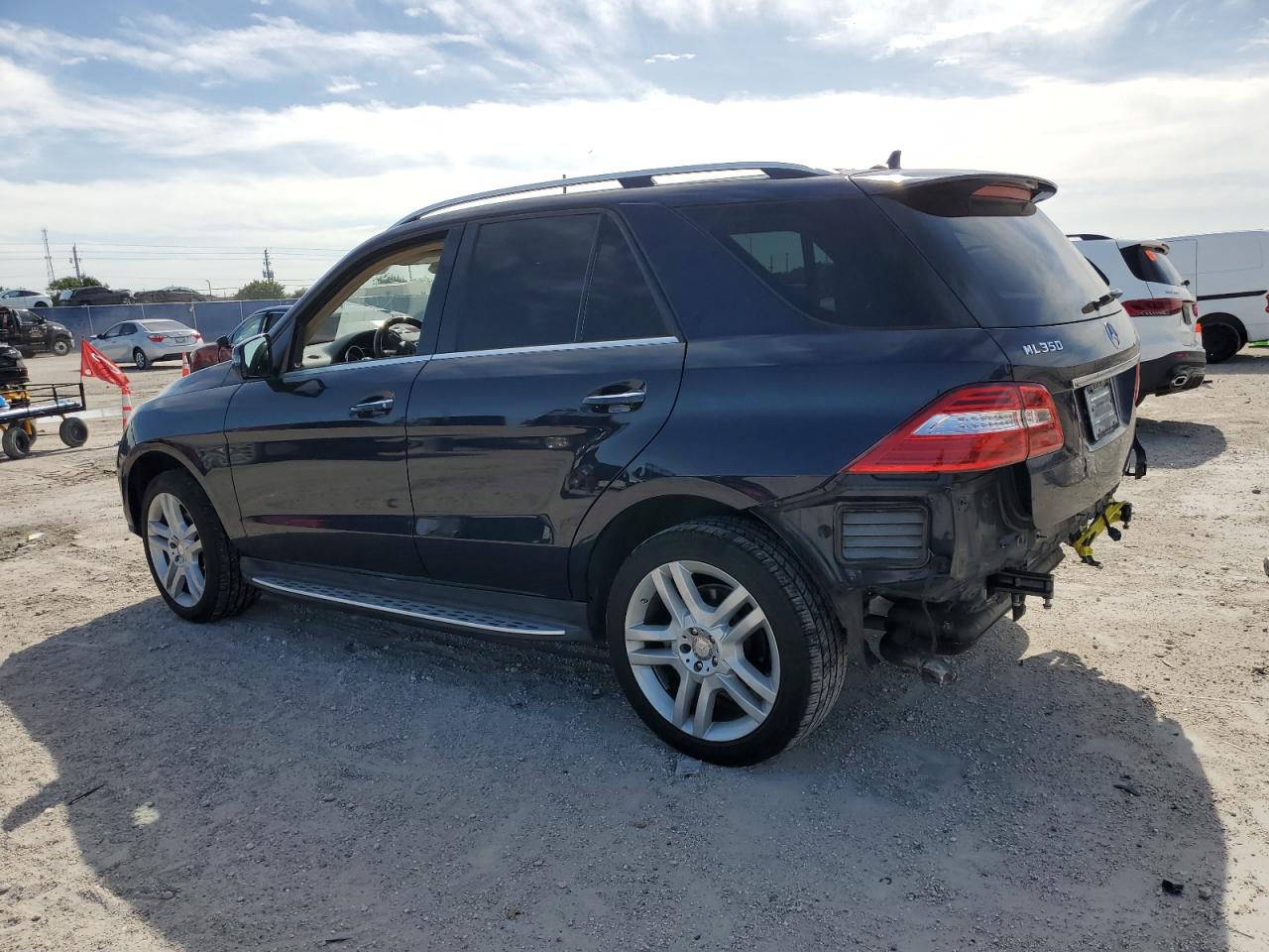 MERCEDES-BENZ M-CLASS 350