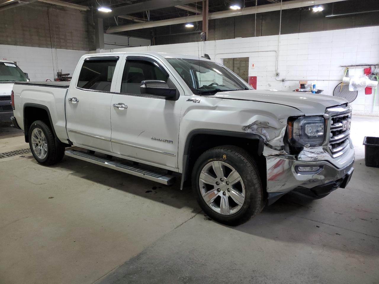 GMC SIERRA K1500 SLT