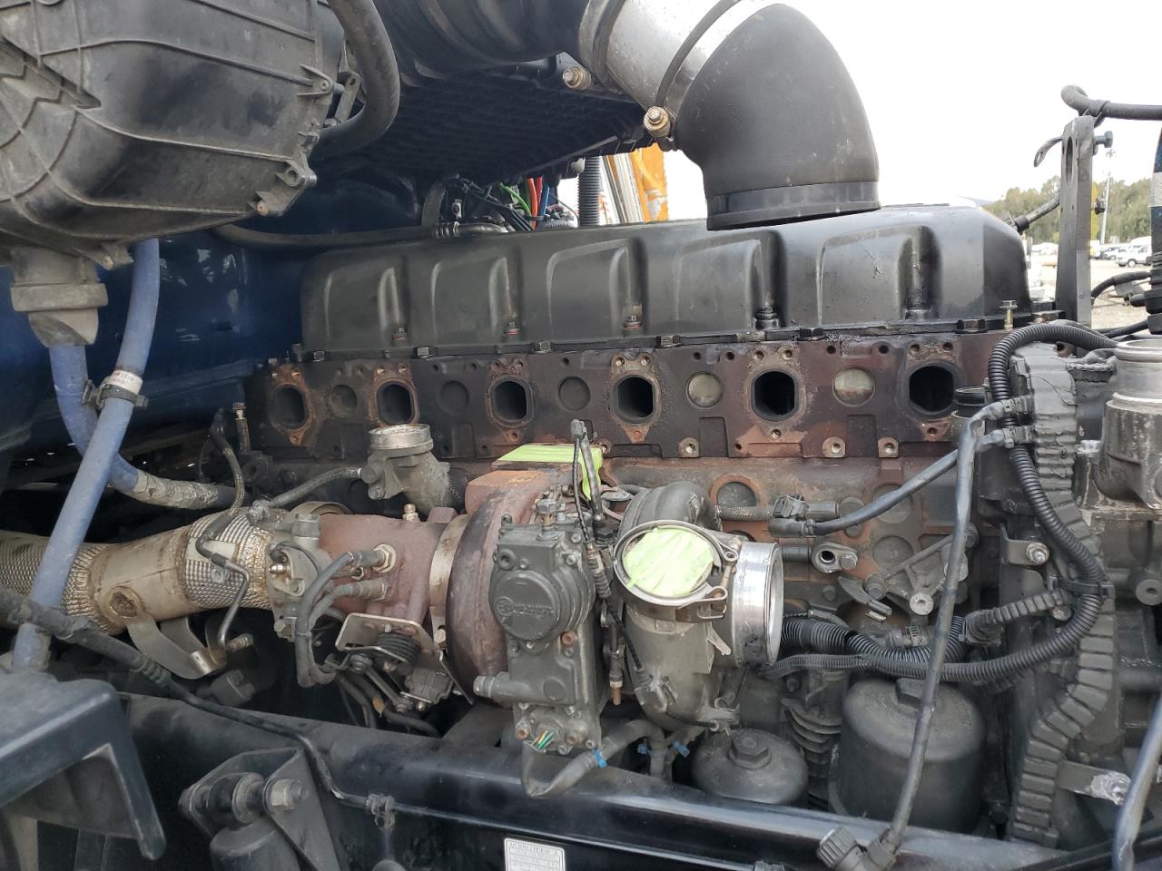 Lot #3286700281 2017 PETERBILT 579