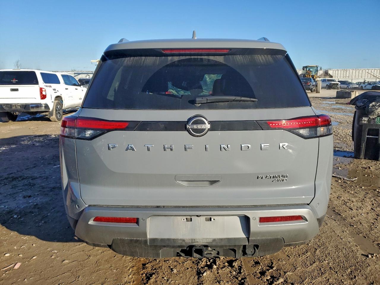 NISSAN PATHFINDER PLATINUM