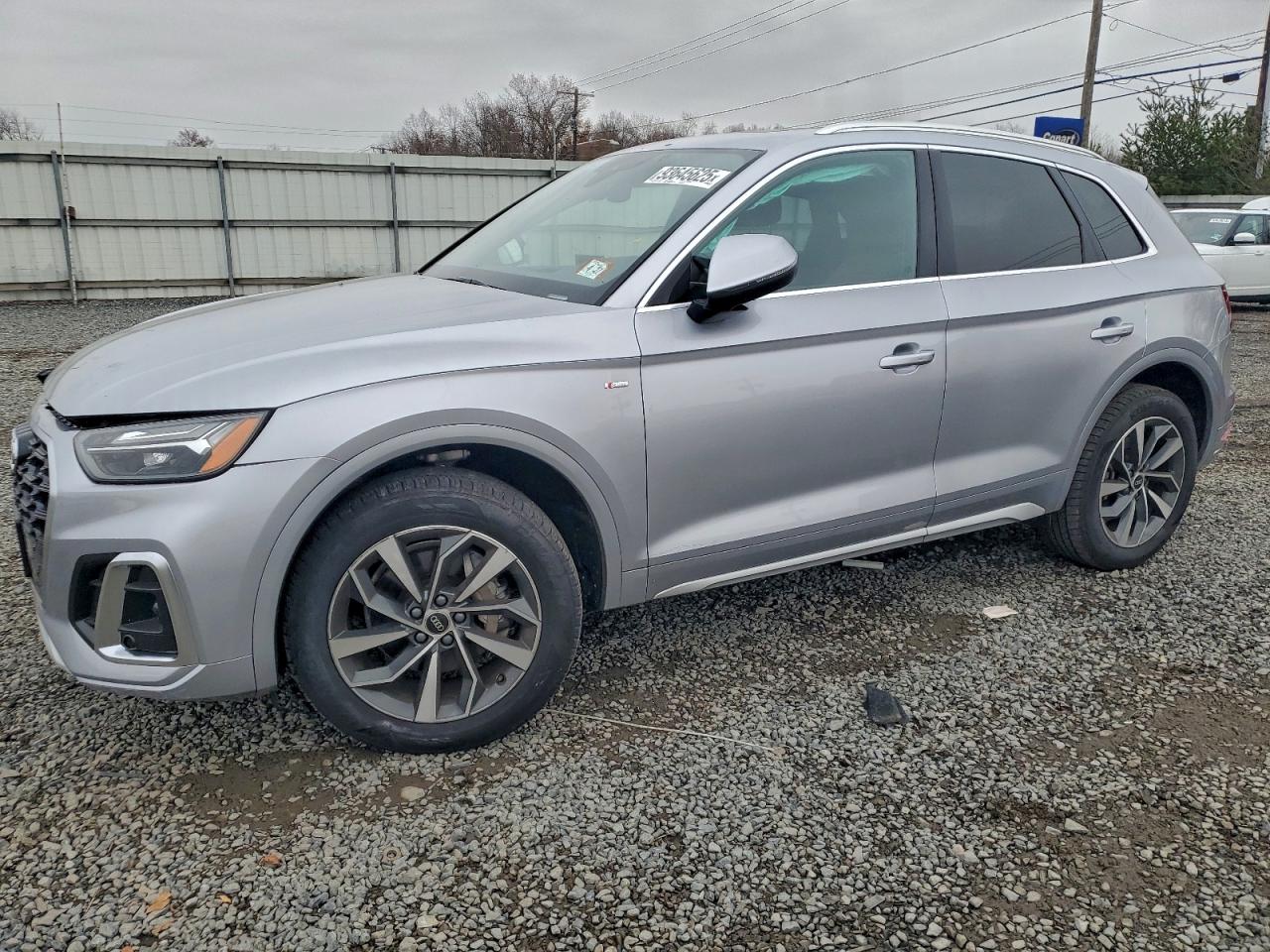 AUDI Q5 PREMIUM PLUS 45