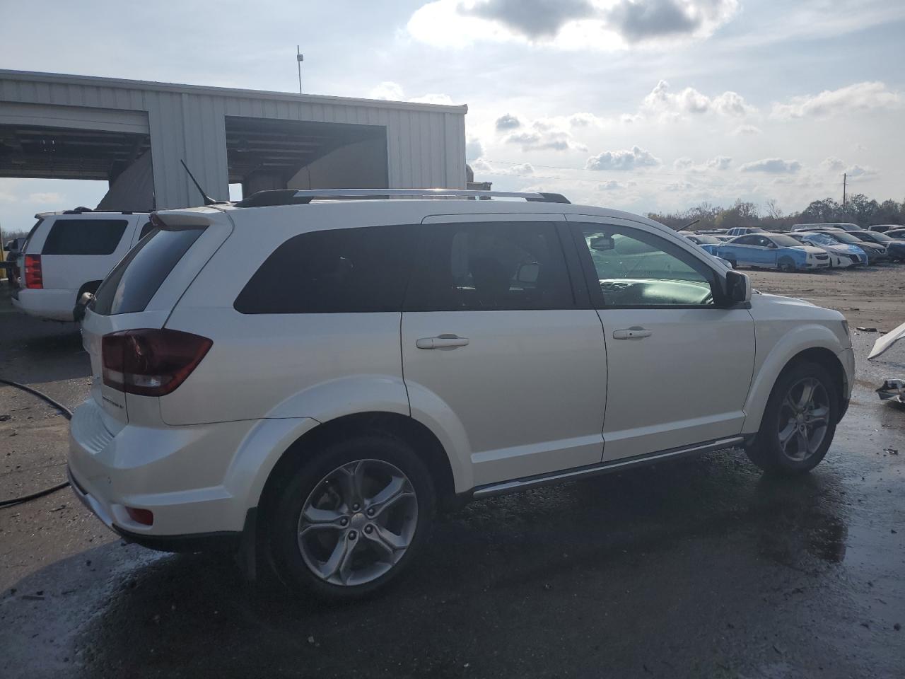 DODGE JOURNEY CROSSROAD
