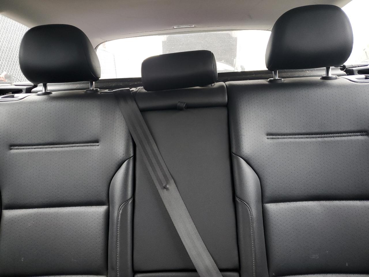 VOLKSWAGEN GOLF SPORTSVAN S