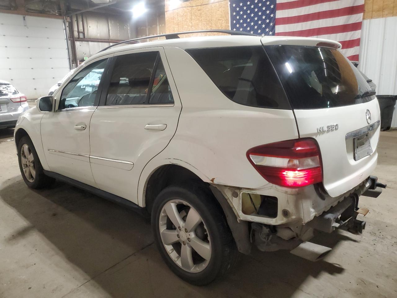 MERCEDES-BENZ M-CLASS 350