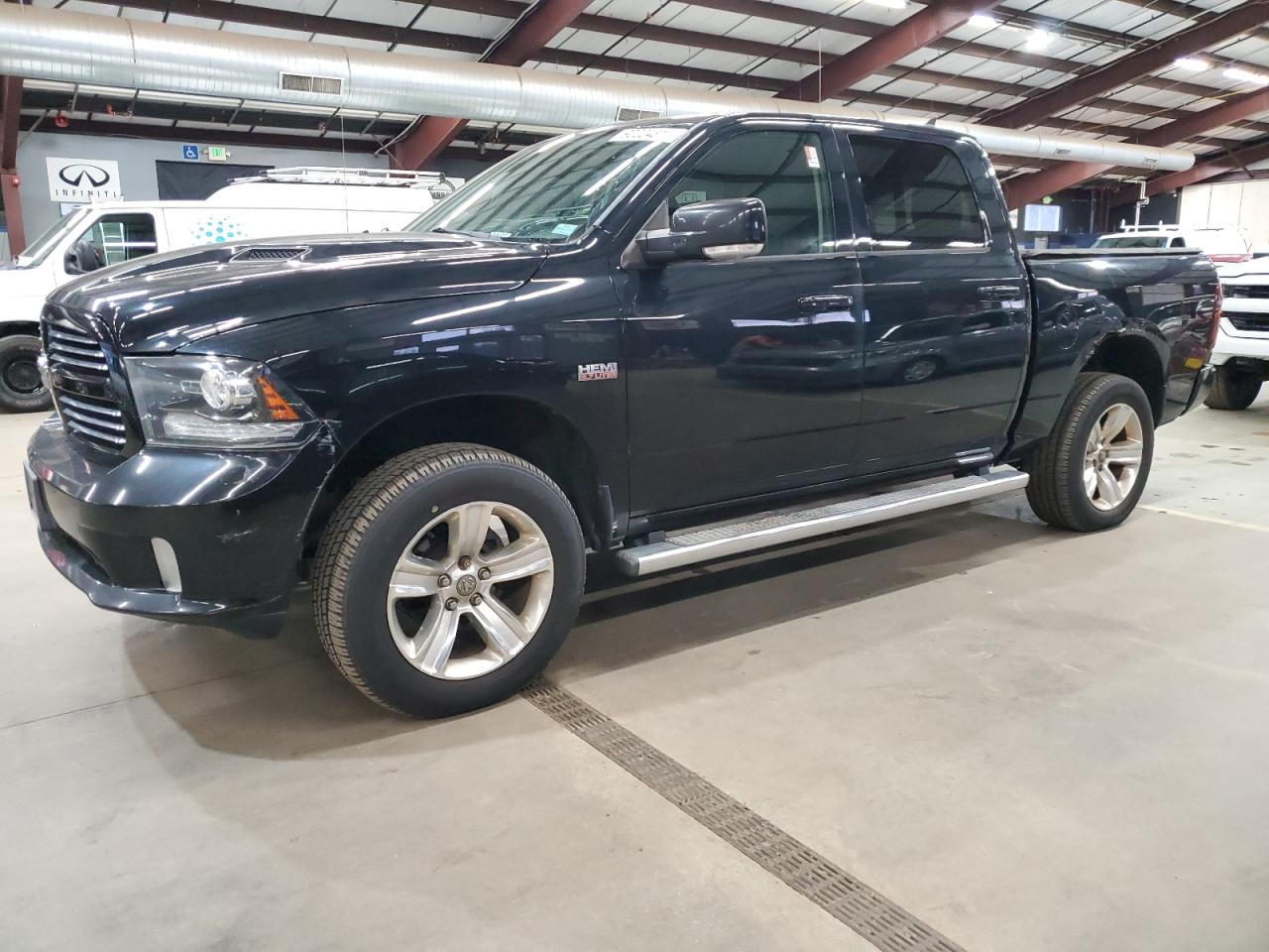 RAM 1500 SPORT