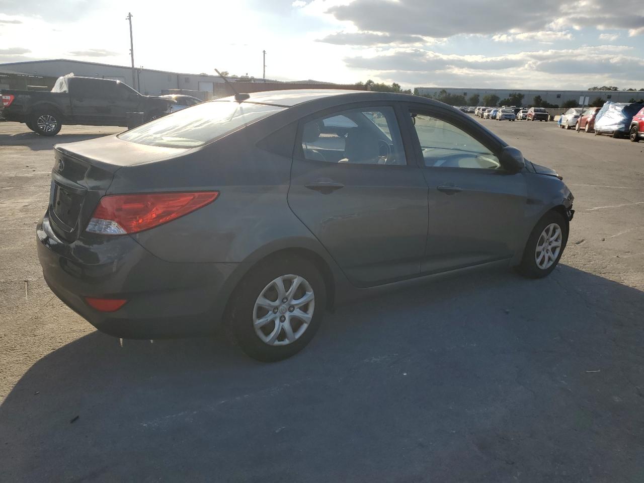 HYUNDAI ACCENT GLS