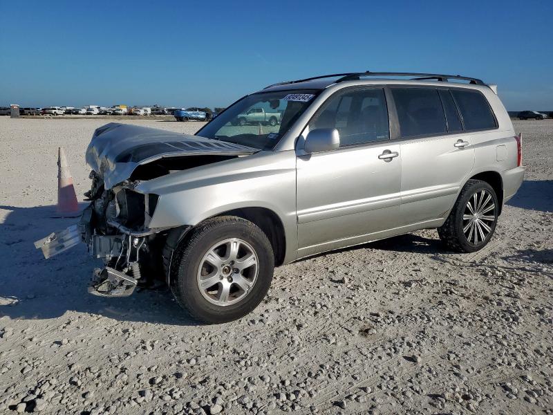 2003 TOYOTA HIGHLANDER #3305761788