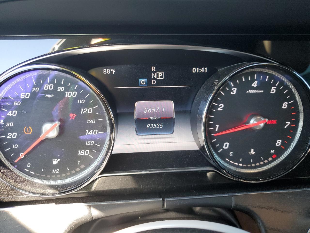 MERCEDES-BENZ E-CLASS 300