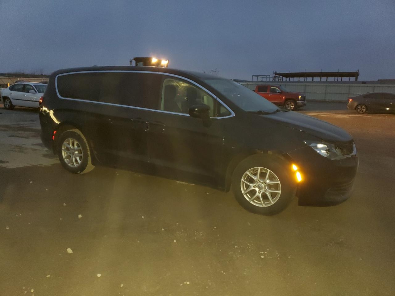 CHRYSLER PACIFICA TOURING