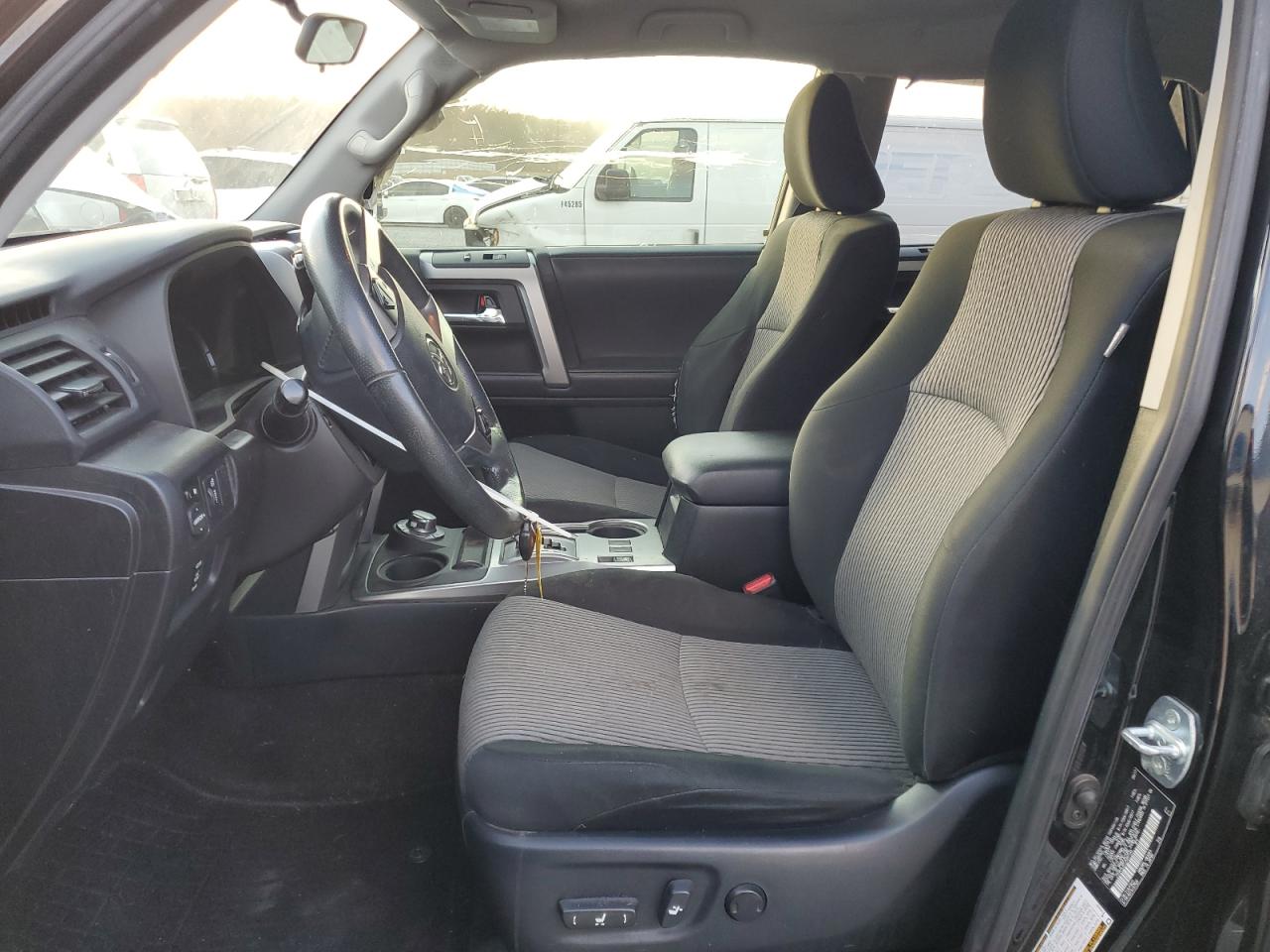 TOYOTA 4RUNNER SR5/SR5 PREMIUM