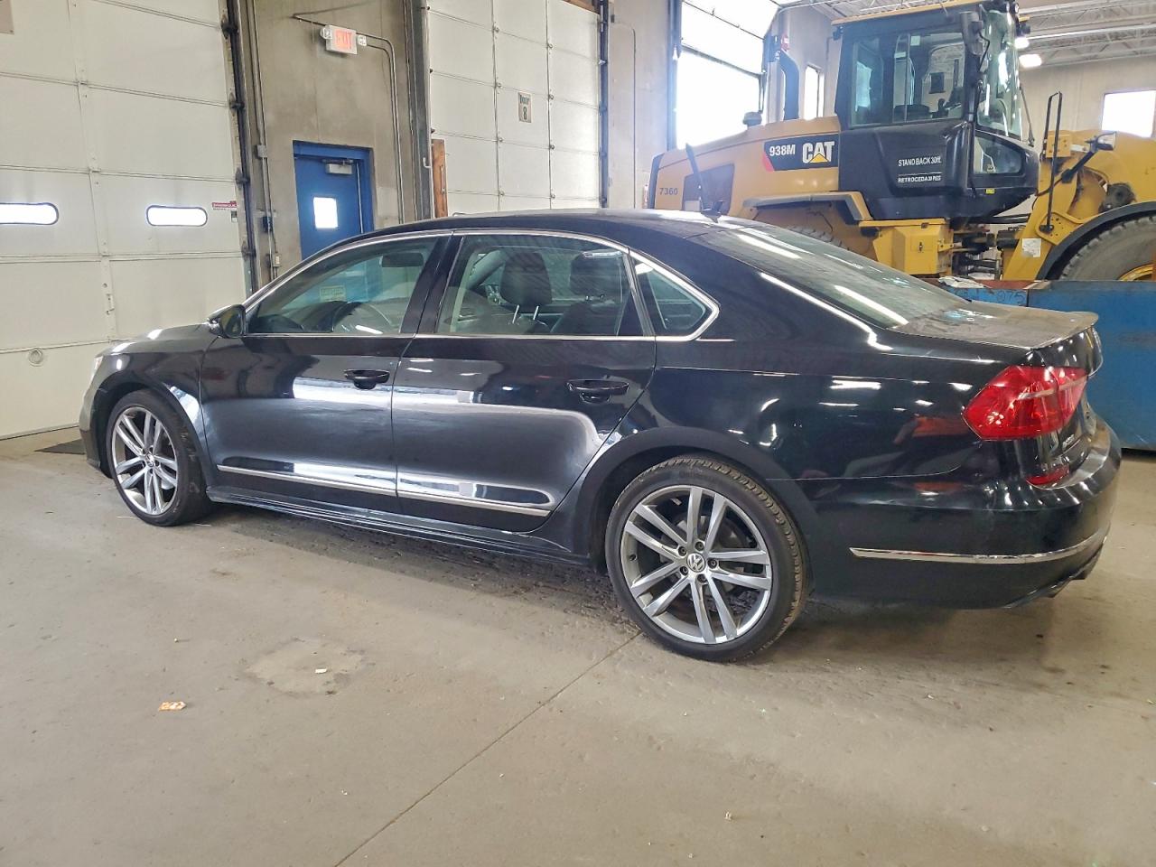 VOLKSWAGEN PASSAT S