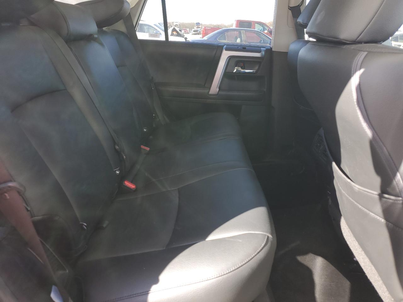 TOYOTA 4RUNNER SR5/SR5 PREMIUM