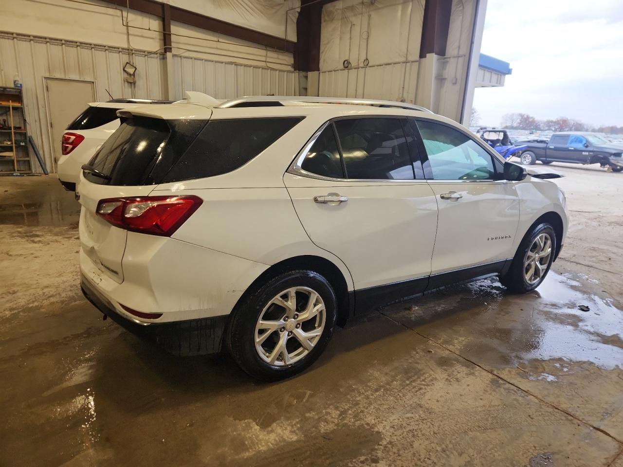 CHEVROLET EQUINOX PREMIER