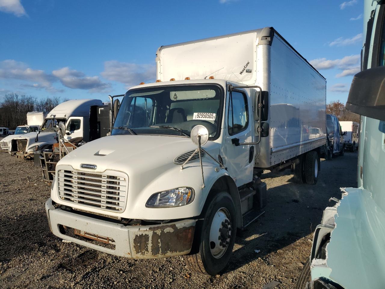 Lot #3291492918 2015 FREIGHTLINER M2