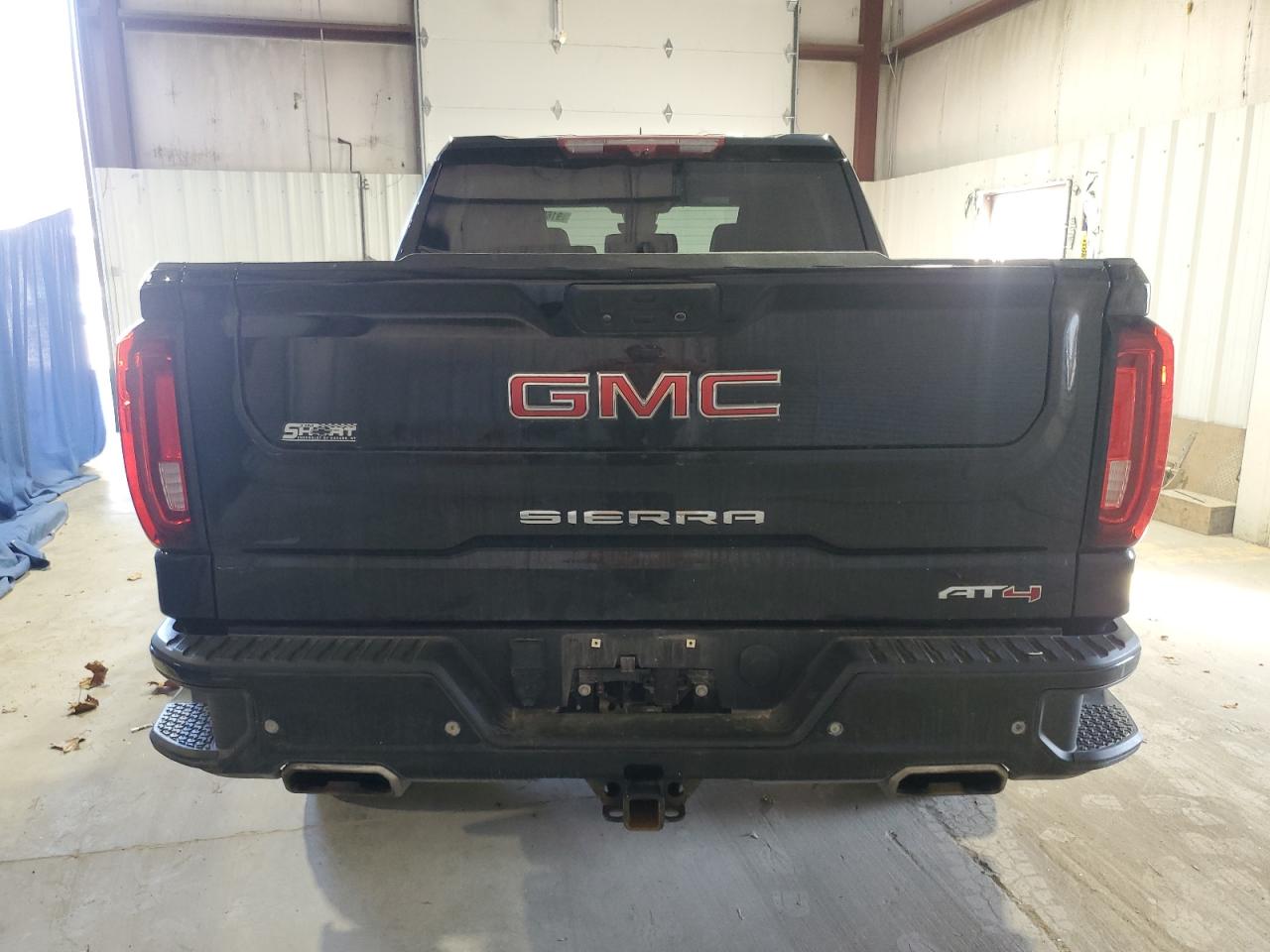 GMC SIERRA K1500 AT4