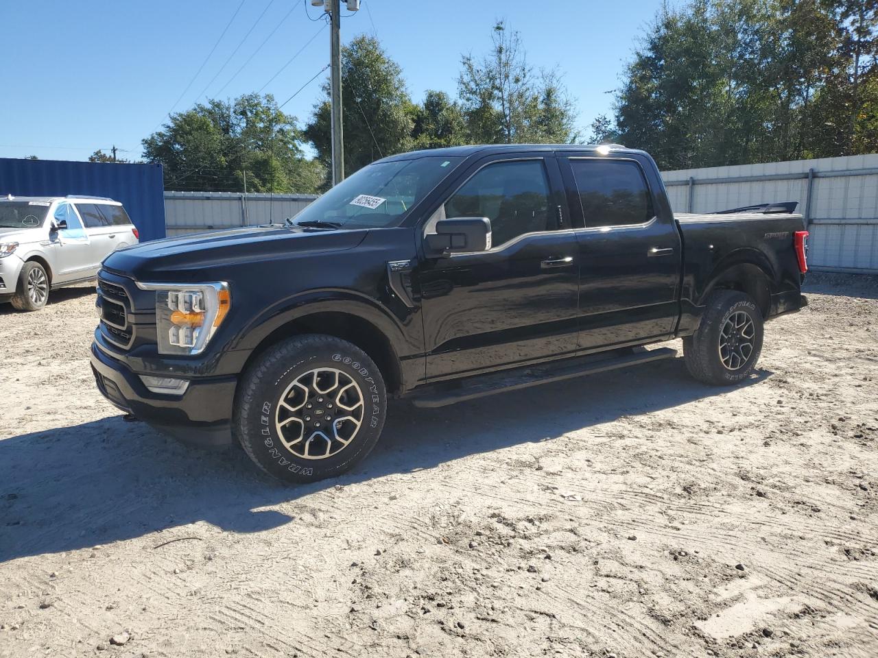FORD F-150 SUPERCREW