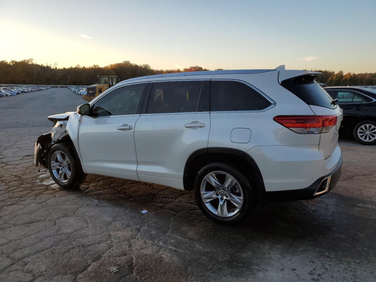 TOYOTA HIGHLANDER LIMITED