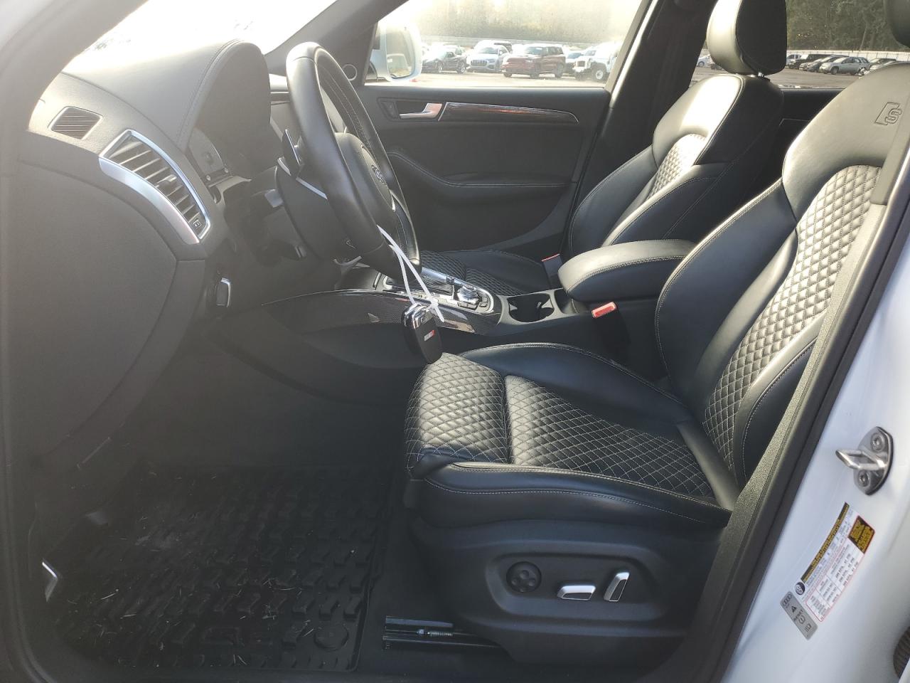 AUDI SQ5 PREMIUM PLUS