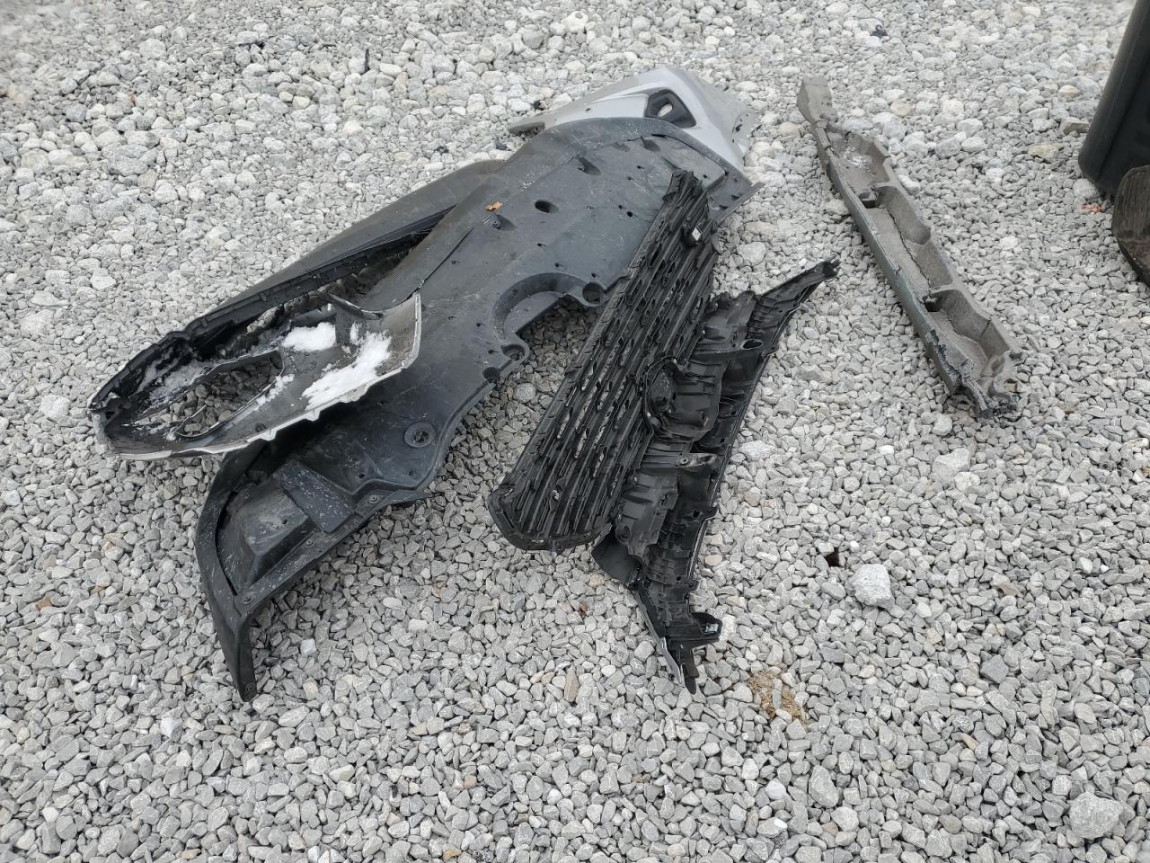 TOYOTA RAV4 XLE PREMIUM