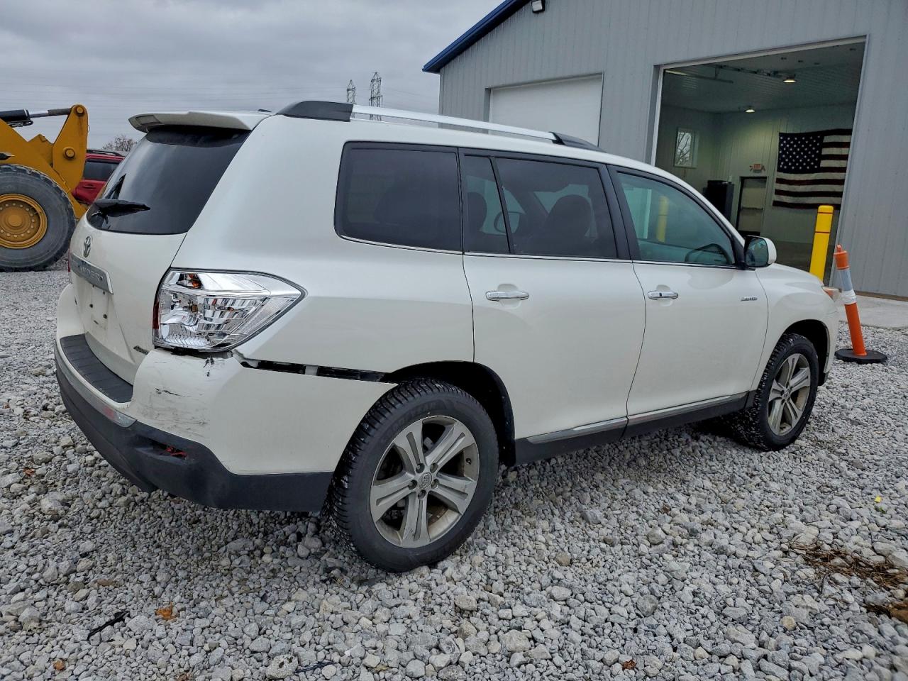 TOYOTA HIGHLANDER LIMITED