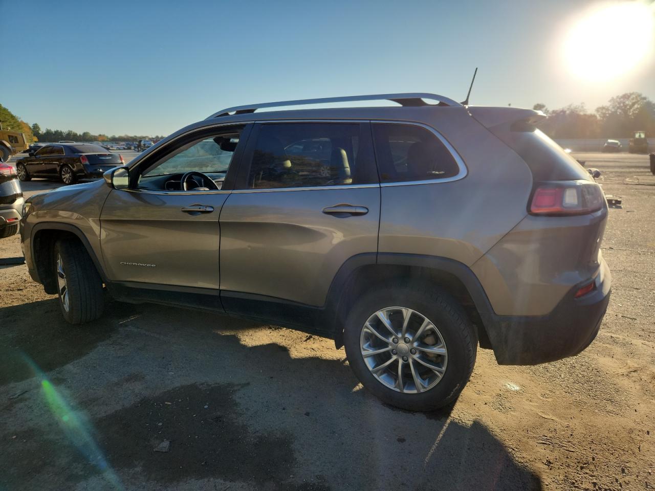 JEEP GRAND CHEROKEE LATITUDE PLUS
