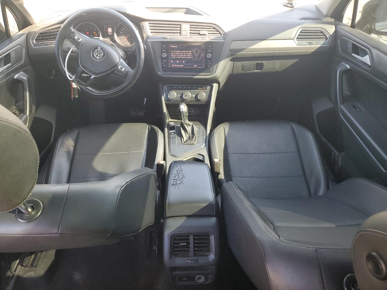 VOLKSWAGEN TIGUAN SE