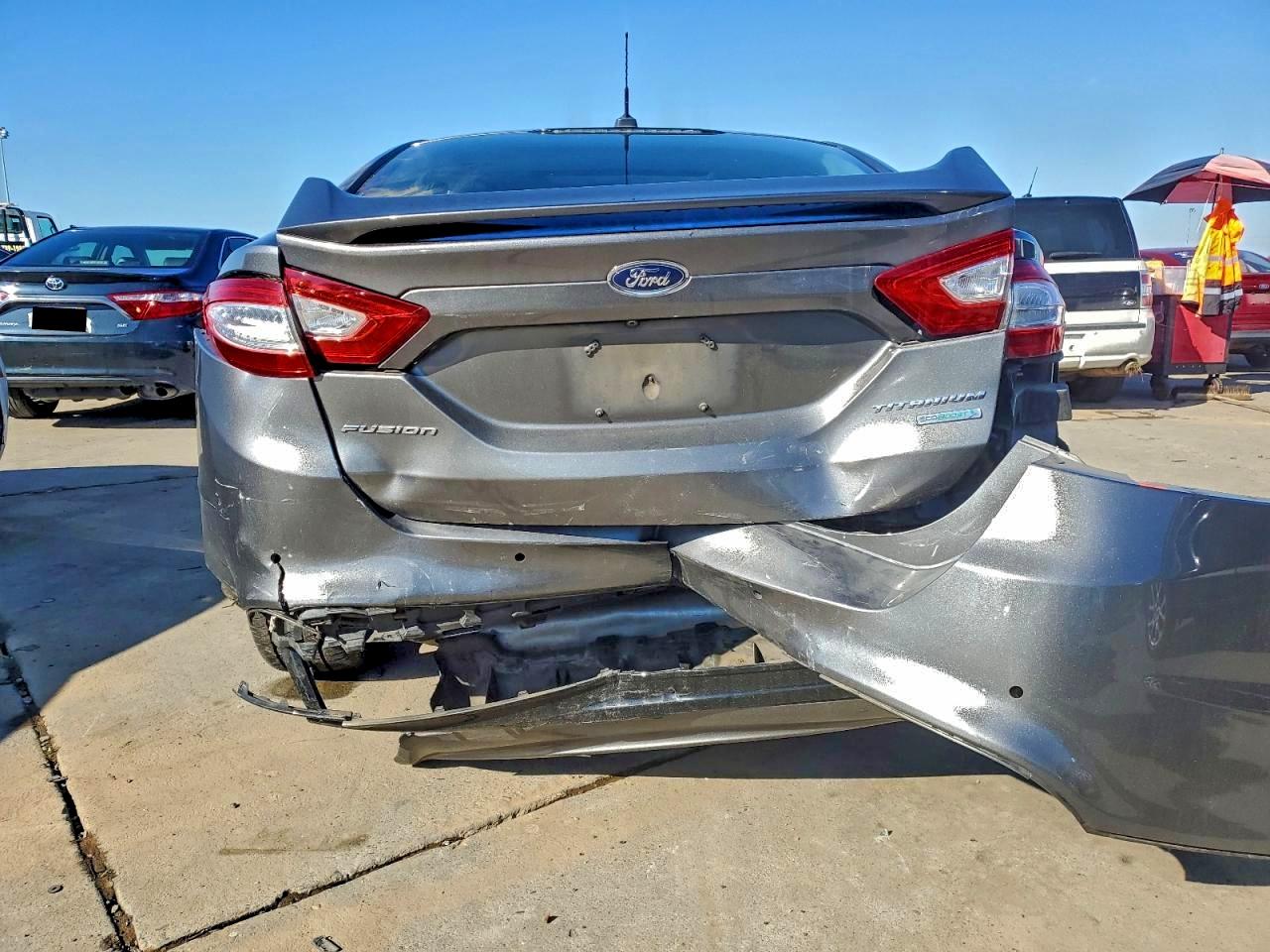 FORD FUSION TITANIUM