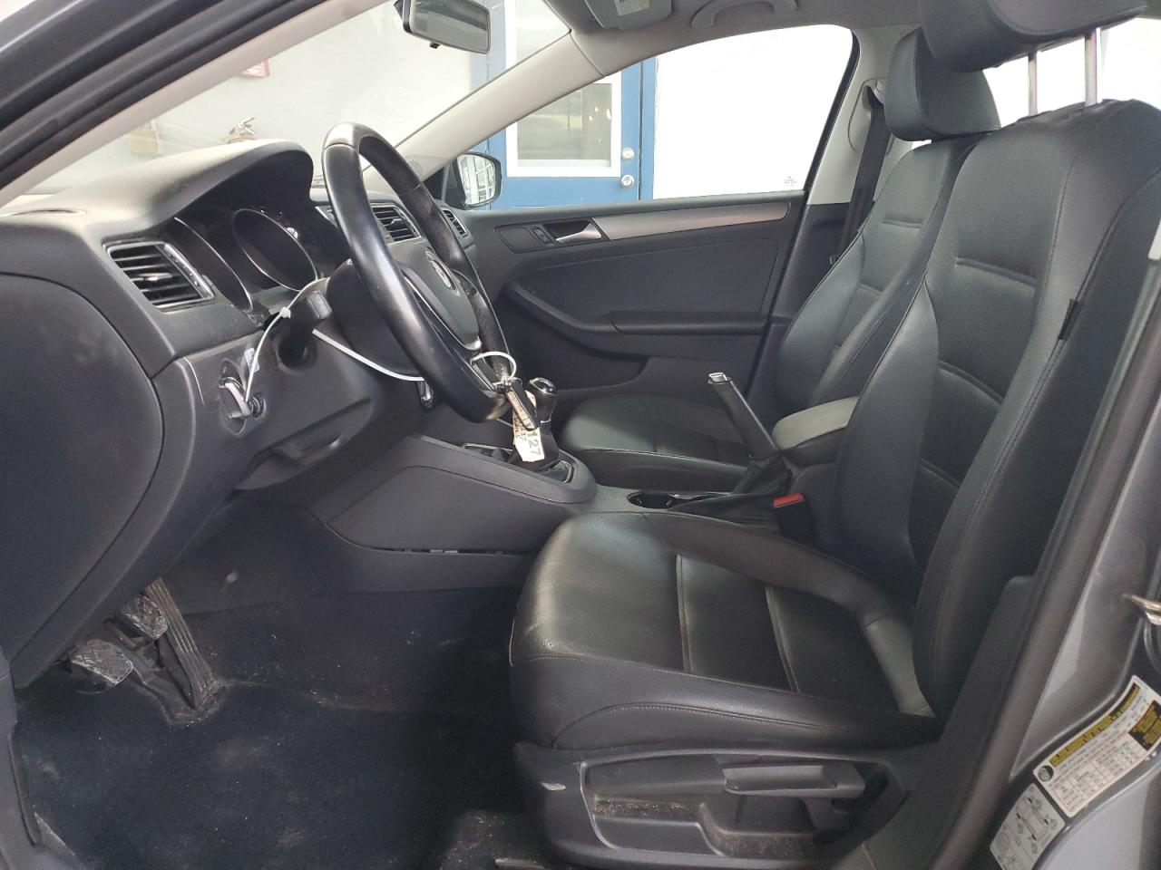 VOLKSWAGEN JETTA TDI