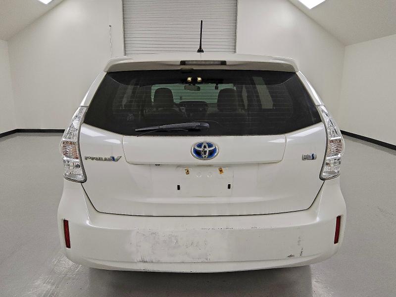 2014 TOYOTA PRIUS V #3303844526