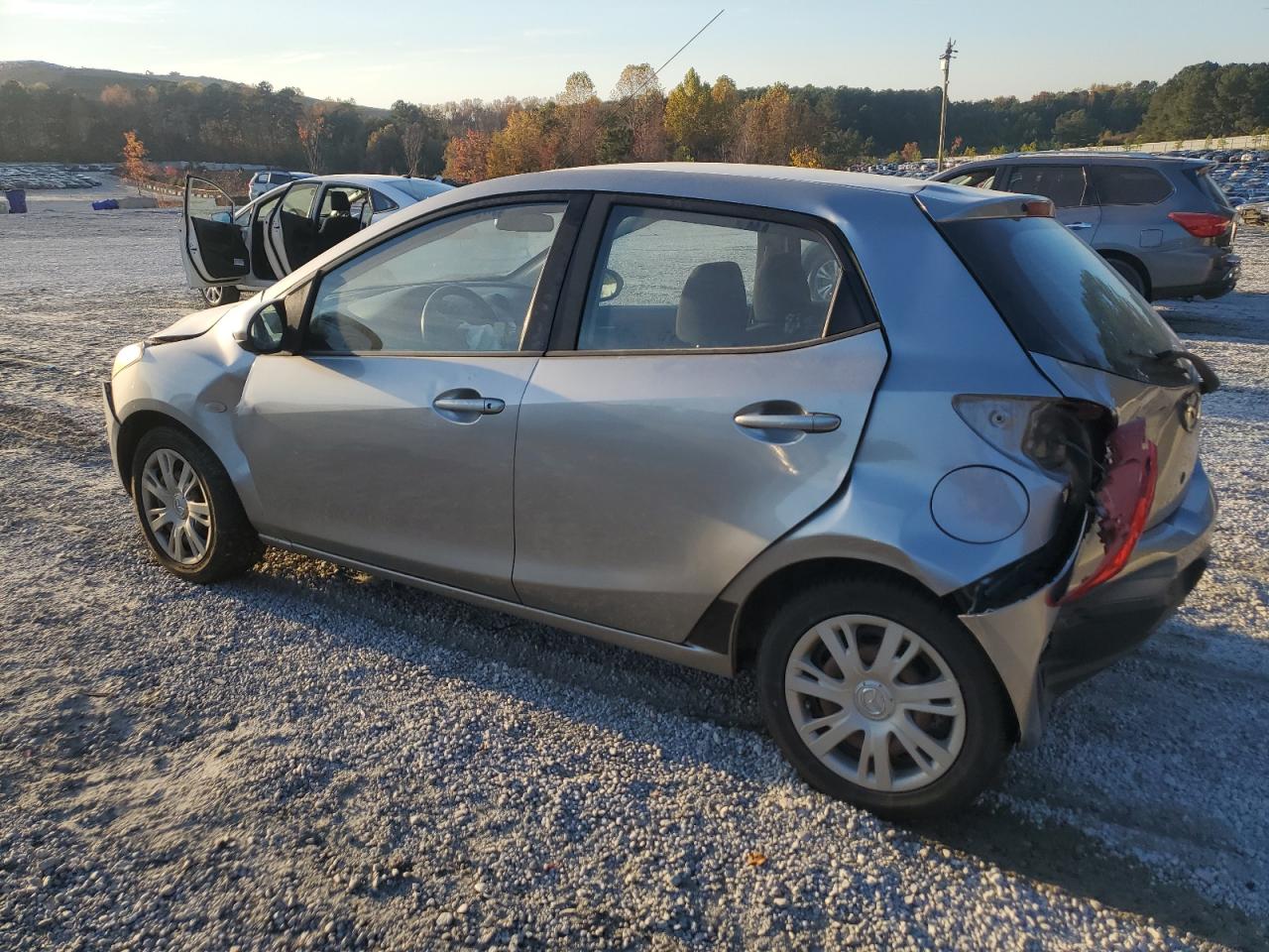 MAZDA 2 MAZDA2
